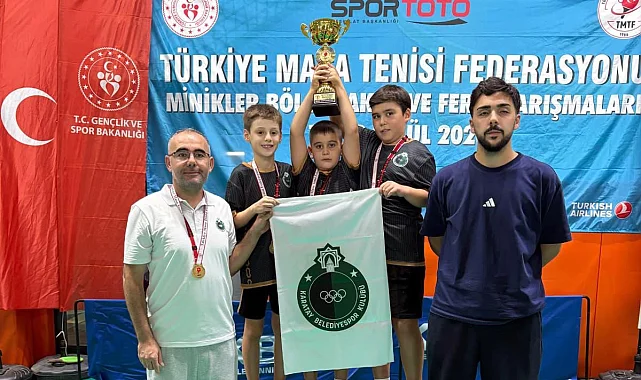 Konya Karataylı minik raketler Muğla'da şampiyon oldu