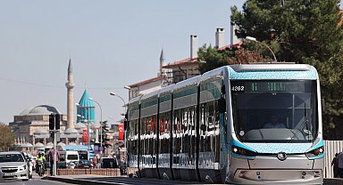 Konya'da ilk kez üniversitelere kayıt yaptıranlara 7 günlük ücretsiz ulaşım hakkı
