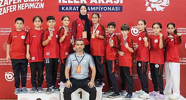 Körfez Gençlerbirliği, Tekirdağ'daki karate şampiyonasından 10 madalyayla döndü