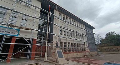 Körfez'de okullara bakım ve onarım desteği