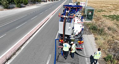 KOSKİ'den Hatıp Caddesi'nde kanalizasyon hattında kapsamlı bakım