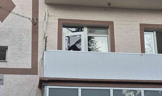 Kötü koku ihbarı ekipleri harekete geçirdi: Evinde ölü bulundu