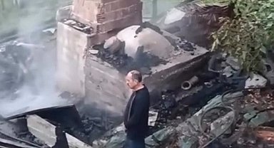 Köy fırınında çıkan yangını itfaiye söndürdü