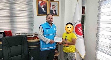 Köyceğiz Müftülüğü'nden öğrencilere kırtasiye desteği