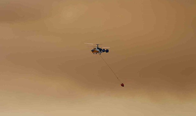 Kozan'da orman yangını: 40 ev tahliye edildi, 3 uçak ve 9 helikopter havada