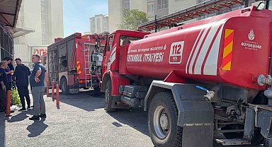 Küçükçekmece'de otoparkta elektrikli araç yangını paniği: Bina tahliye edildi