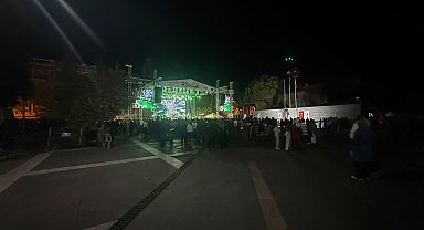 Kurtuluşun 104. yılında Zeynep Dizdar sahne aldı