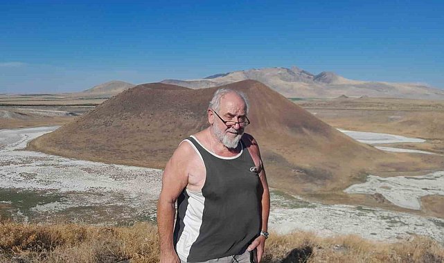 Kuruyan Meke Gölü'ne ilgi sürüyor