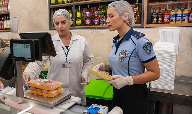 Kuşadası'nda marketler denetlendi