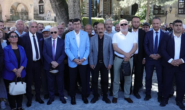 Kütahya'da Ulu Cami Meydan Parkı hizmete açıldı