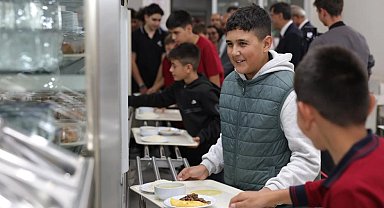 Kütahya'da Zafertepe Kent Lokantası hizmete açıldı