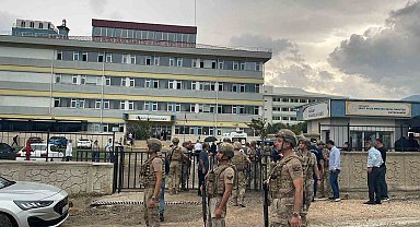 Lisede korku dolu anlar: Silahla vurulan öğretmen öldü