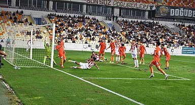 Malatya Yeşilyurt Spor, Adanaspor'u 8-0 mağlup etti