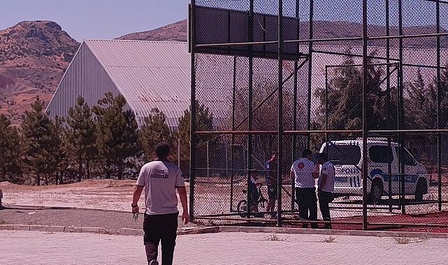 Malatya'da sulama havuzuna düşen traktörün sürücüsü ağır yaralandı