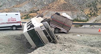 Malatya'da tarım işçilerini taşıyan minibüs devrildi
