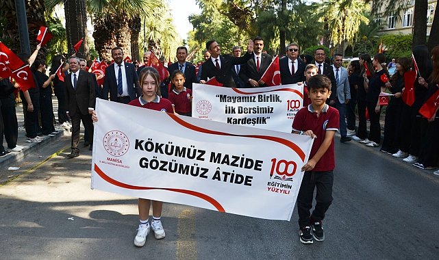 Manisa'da 270 bin öğrenci için ders zili çaldı