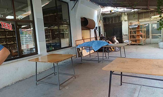 Manisa'da kahvehanede şüpheli ölüm: 2 gözaltı