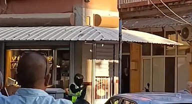 Manisa'da kuyumcu dükkanında silahlı soygun girişimi: 2 yaralı