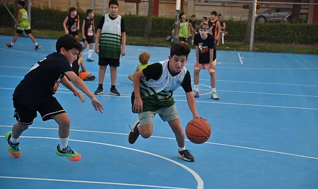 Manisa'da 46 takım, 200 sporcu Atatürk Kent Parkı'nda buluştu