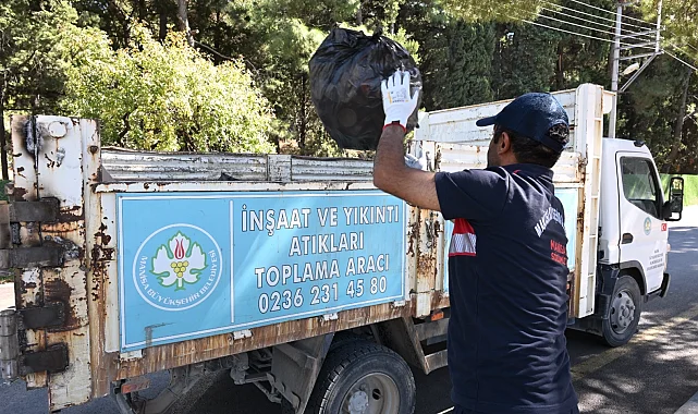 Manisa'da Spil Dağı yolunda temizlik çalışması