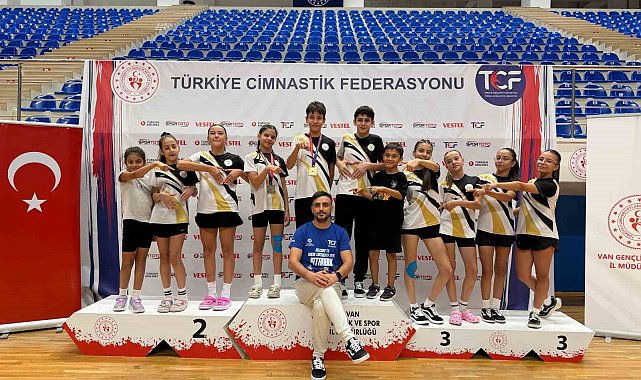 Manisalı sporculardan madalya yağmuru