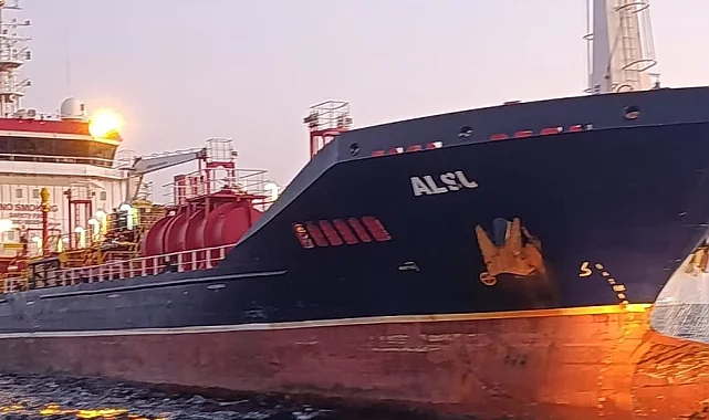 Marmara Denizi'nde iki ticari gemi çarpıştı! Tuğberk İmamoğlu için arama kurtarma sürüyor