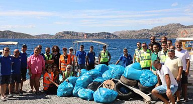 Marmaris Sögüt koylarından 125 torba atık toplandı