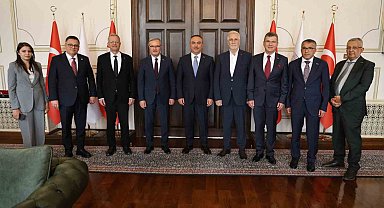 Memet Aslan: "Trakya'dan Doğu Anadolu'ya kadar tüm bölgelerimizin kalkınması için çalışıyoruz"