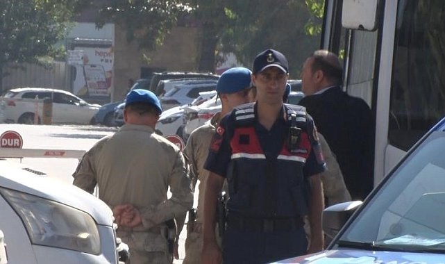 Menderes'teki rüşvet operasyonunda çarpıcı detaylar: Ruhsat pazarlığında 250 bin dolar ve poşet dolusu para