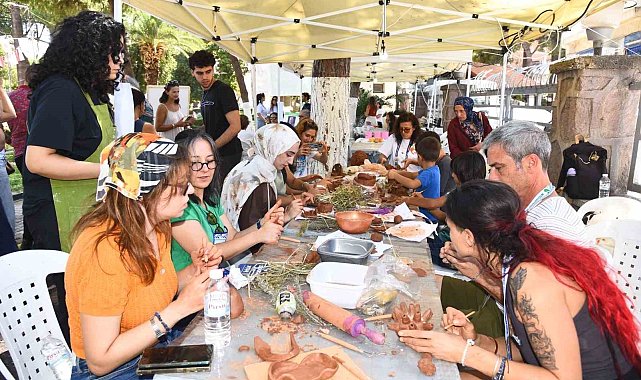 Menemen Çömlek Festivali'nde örnek hareket