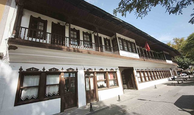 Menteşe'deki bazı tarihi taşınmazlar Mihrişah Valide Sultan Vakfı'na tescil ediliyor