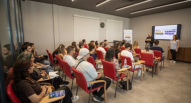 Mersin'de gençler eğitimden istihdama adım atıyor