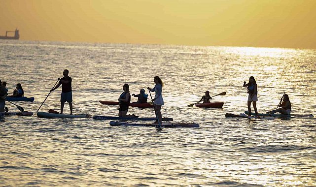 Mersinliler güne su sporlarıyla başladılar