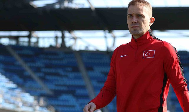 Mert Günok, milli takım kariyerini sonlandırdı