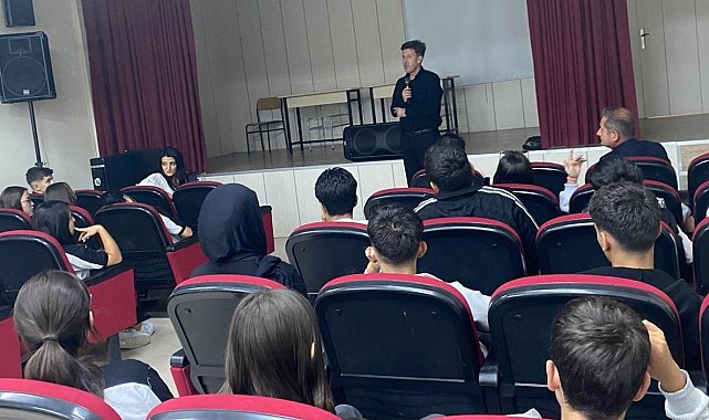 Mesleki eğitime yeni başlayan öğrenciler sektörle buluştu