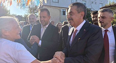 Milli Eğitim Bakanı Tekin: "Mottomuz, 'Türkiye'de artık hiçbir şey eskisi gibi olmayacak' yani hizmeti vatandaşın ayağına götüreceğiz"