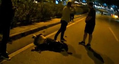 Motosiklet sürücüsünün kaza anı kamerada