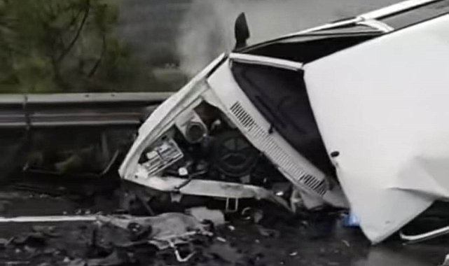 Muğla'da iki otomobil çarpıştı: 1 ölü, 2 yaralı