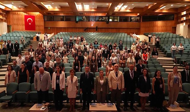Muğla'da "yapay zeka çağında fen ve matematik eğitimi" zirvesi başladı