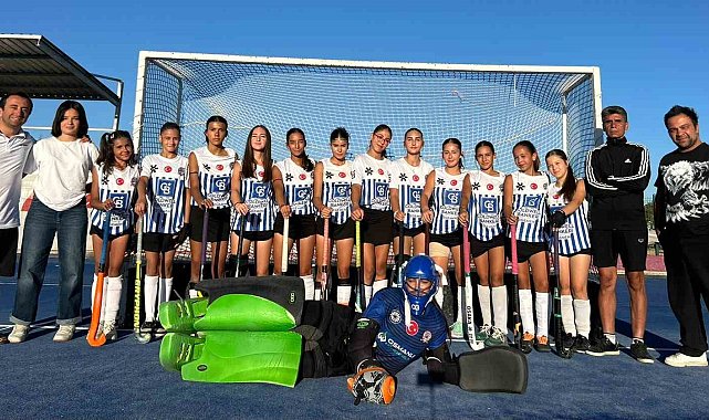 Muğla'nın U14 Kız Hokey takımı Türkiye 5'incisi oldu