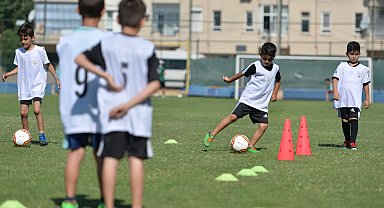 Muratpaşa'nın spor okullarında sonbahar kayıtları sürüyor