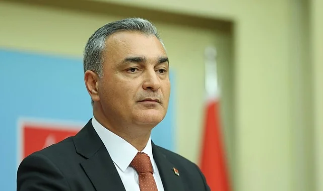 Müslim Sarı'dan Adalar çıkışı: Bugün ortaya çıkan tabloyu tek başına seçimle değerlendirmek eksik olur