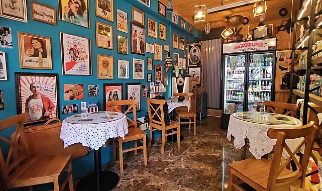 Müşterilerini 40 yıl öncesine götüren nostalji kafe, 85 farklı yöresel gazozuyla geçmişi günümüze getiriyor