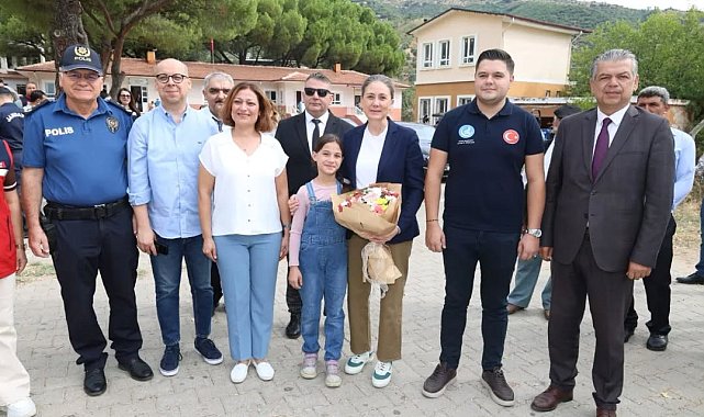Nazilli Kaymakamı Kan öğrenciler ve öğretmenlerle bir araya geldi