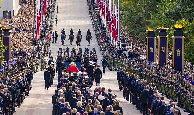 Norveç Kralı 5. Harald son yolculuğuna uğurlandı