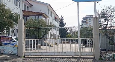 Okul saldırısı davasında tahliye olan saldırganın annesi, karara itiraz edilmesinin ardından Osmaniye'de gözaltına alındı