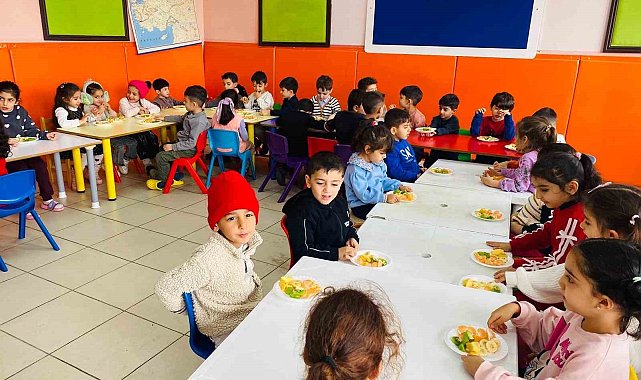Okula yeni başlayan çocuklarda kaygıya dikkat