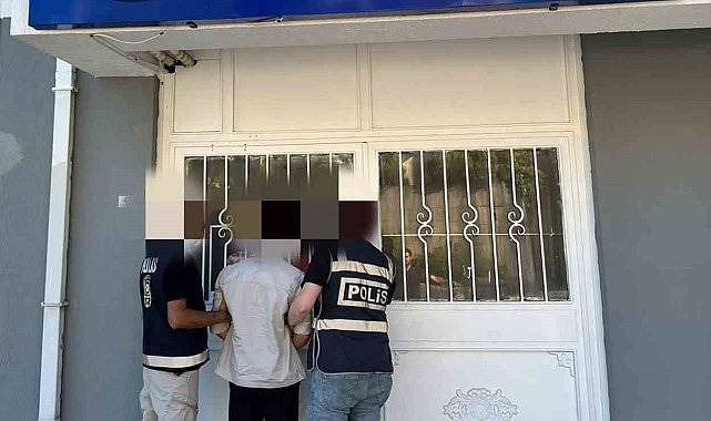 Okulun bahçesindeki Atatürk büstünü söken şahıs yakalandı