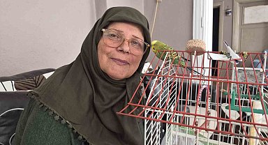 Ölmek üzereyken sahiplendiği muhabbet kuşu hayat arkadaşı oldu