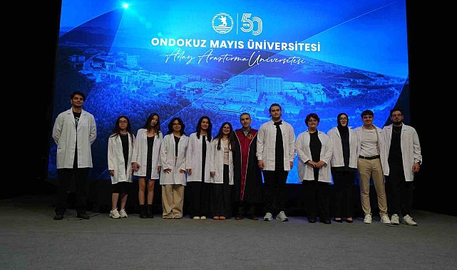 OMÜ Tıp Fakültesinde 250 öğrenci beyaz önlük giydi